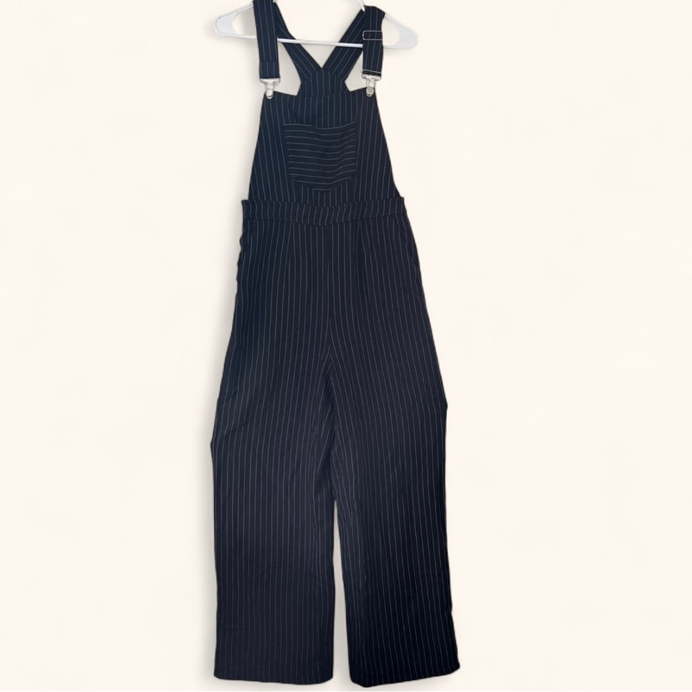 Women’s Small Size 4 Black White Pinstripe One Piece Jumpsuit Overalls